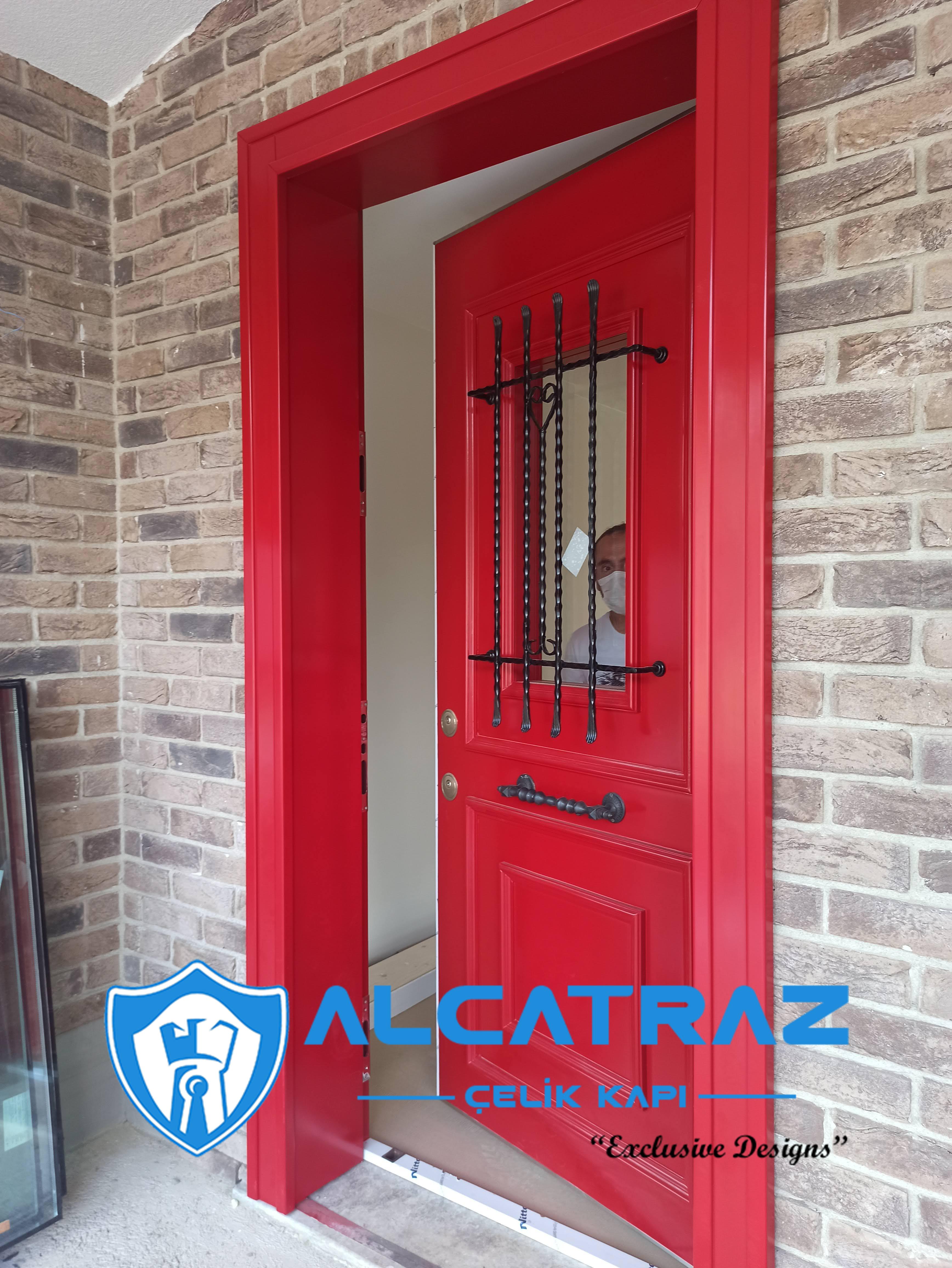 Lüks Çelik Kapı Villa Kapısı Klasik Özel Tasarım Kompozit Çelik Kapı Modelleri Alcatraz Çelik Kapı Kırmızı 2