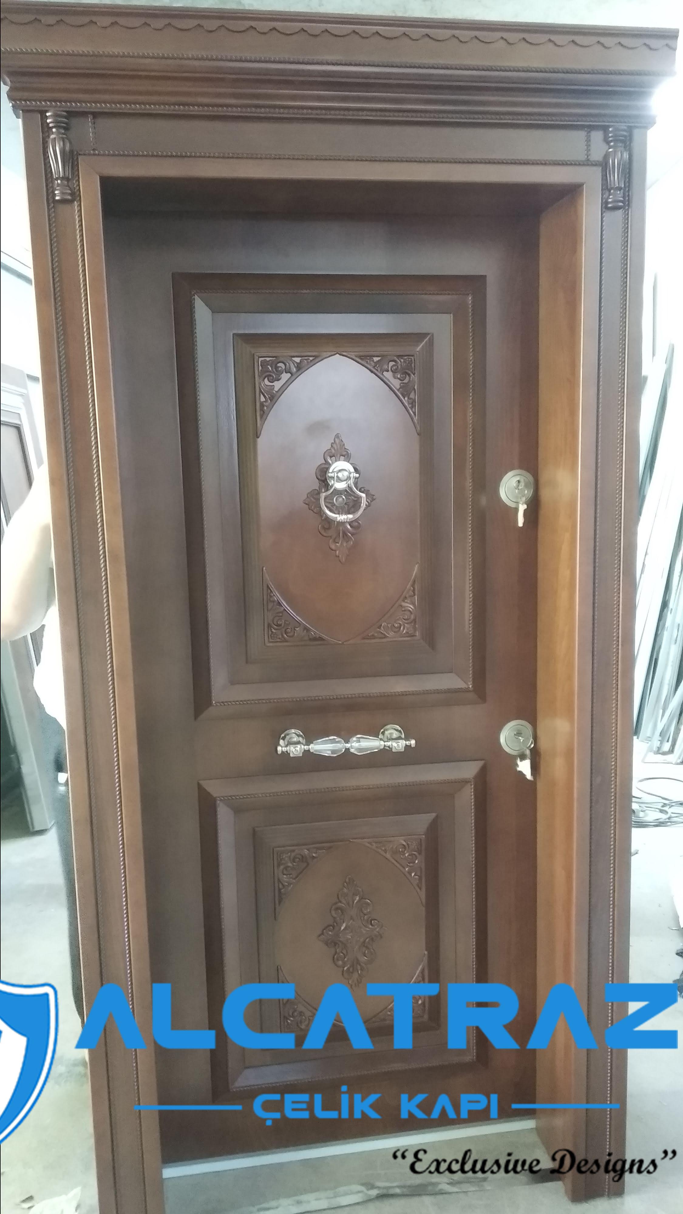 Lüks Çelik Kapı Villa Kapısı Klasik Özel Tasarım Kompozit Çelik Kapı Modelleri Alcatraz Çelik Kapı