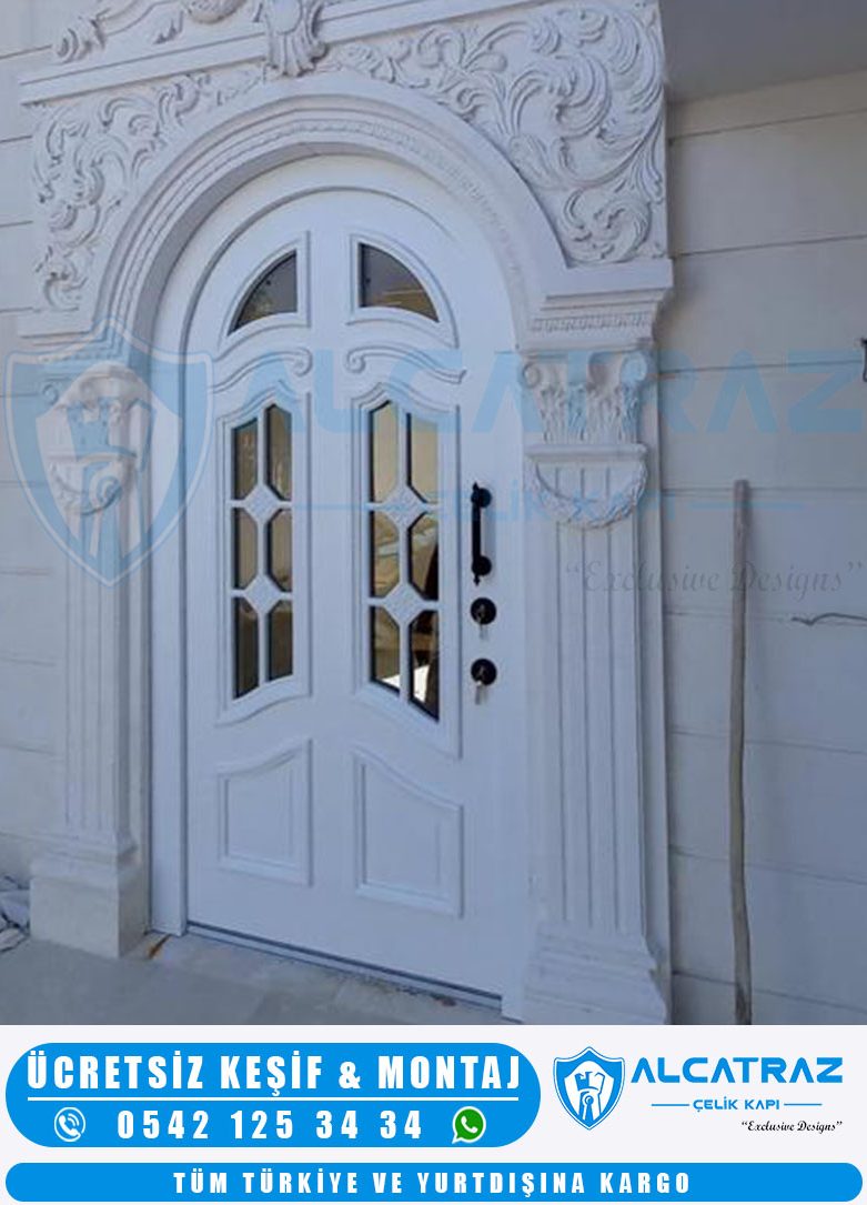 beyaz villa kapısı